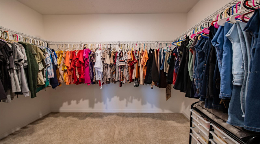 Primary Walkin Closet