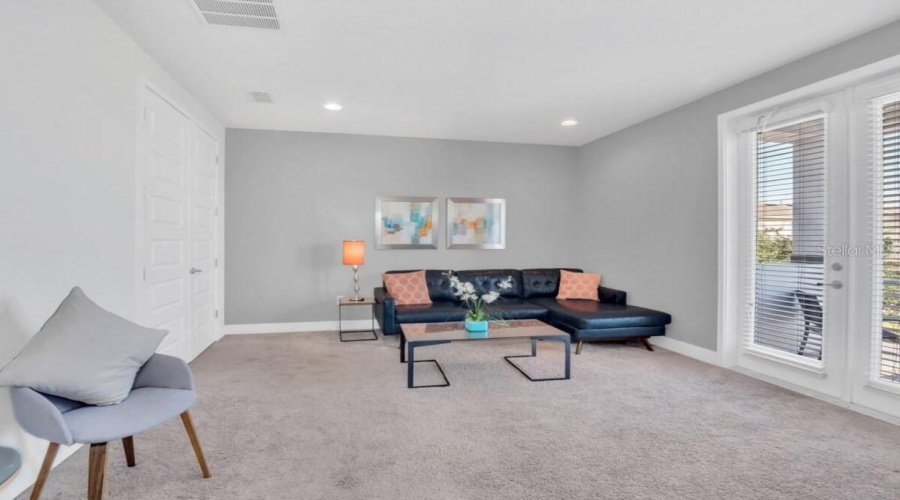 KISSIMMEE, Florida 34747, 6 Bedrooms Bedrooms, ,6 BathroomsBathrooms,Residential,For Sale,PENDANT,0,MFRO6427714