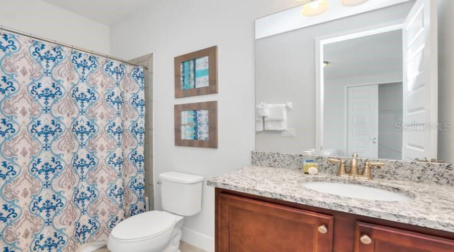 KISSIMMEE, Florida 34747, 6 Bedrooms Bedrooms, ,6 BathroomsBathrooms,Residential,For Sale,PENDANT,0,MFRO6427714