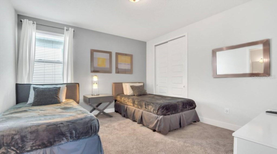 KISSIMMEE, Florida 34747, 6 Bedrooms Bedrooms, ,6 BathroomsBathrooms,Residential,For Sale,PENDANT,0,MFRO6427714
