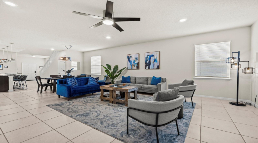 DAVENPORT, Florida 33897, 7 Bedrooms Bedrooms, ,5 BathroomsBathrooms,Residential,For Sale,LILAC,0,MFRS5154199