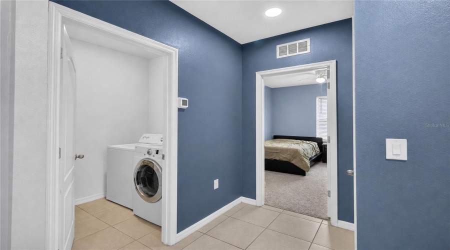 DAVENPORT, Florida 33837, 4 Bedrooms Bedrooms, ,2 BathroomsBathrooms,Residential,For Sale,LUDISIA,0,MFRS5154343