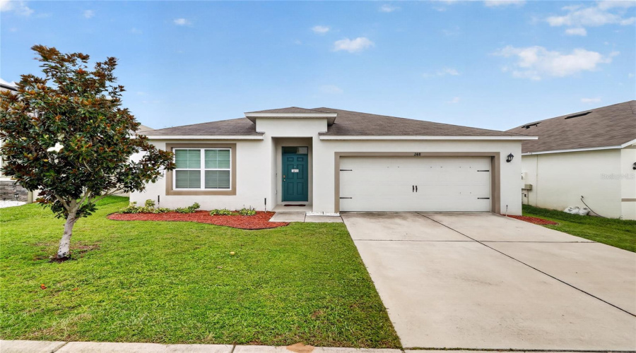 DAVENPORT, Florida 33837, 4 Bedrooms Bedrooms, ,2 BathroomsBathrooms,Residential,For Sale,LUDISIA,0,MFRS5154343