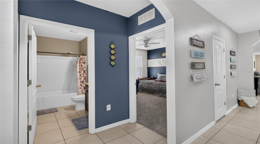 DAVENPORT, Florida 33837, 4 Bedrooms Bedrooms, ,2 BathroomsBathrooms,Residential,For Sale,LUDISIA,0,MFRS5154343