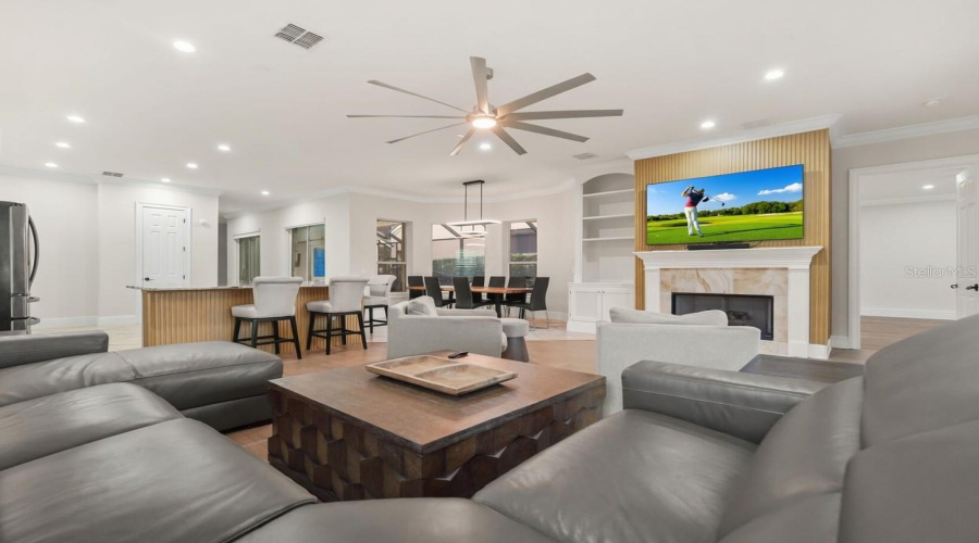 KISSIMMEE, Florida 34747, 5 Bedrooms Bedrooms, ,5 BathroomsBathrooms,Residential,For Sale,GATHERING,0,MFRO6427758