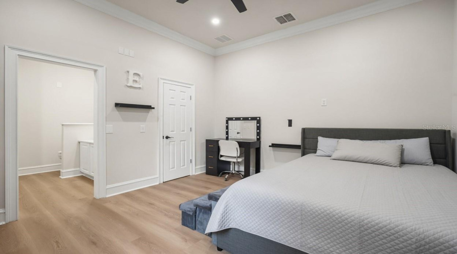 KISSIMMEE, Florida 34747, 5 Bedrooms Bedrooms, ,5 BathroomsBathrooms,Residential,For Sale,GATHERING,0,MFRO6427758