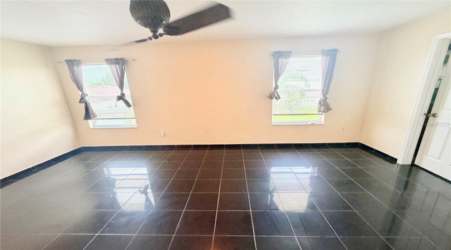 KISSIMMEE, Florida 34746, 4 Bedrooms Bedrooms, ,2 BathroomsBathrooms,Residential,For Sale,LUGANO,0,MFRO6427986