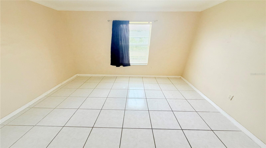 KISSIMMEE, Florida 34746, 4 Bedrooms Bedrooms, ,2 BathroomsBathrooms,Residential,For Sale,LUGANO,0,MFRO6427986