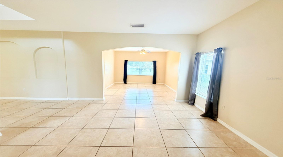 KISSIMMEE, Florida 34746, 4 Bedrooms Bedrooms, ,2 BathroomsBathrooms,Residential,For Sale,LUGANO,0,MFRO6427986