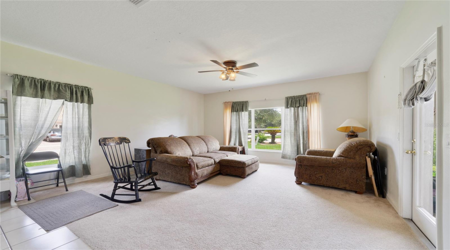 KISSIMMEE, Florida 34746, 4 Bedrooms Bedrooms, ,3 BathroomsBathrooms,Residential,For Sale,EAGLE TALON,0,MFRO6425263