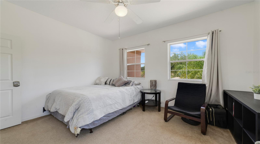 KISSIMMEE, Florida 34746, 4 Bedrooms Bedrooms, ,3 BathroomsBathrooms,Residential,For Sale,EAGLE TALON,0,MFRO6425263
