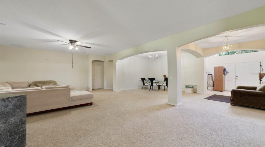 KISSIMMEE, Florida 34746, 4 Bedrooms Bedrooms, ,3 BathroomsBathrooms,Residential,For Sale,EAGLE TALON,0,MFRO6425263