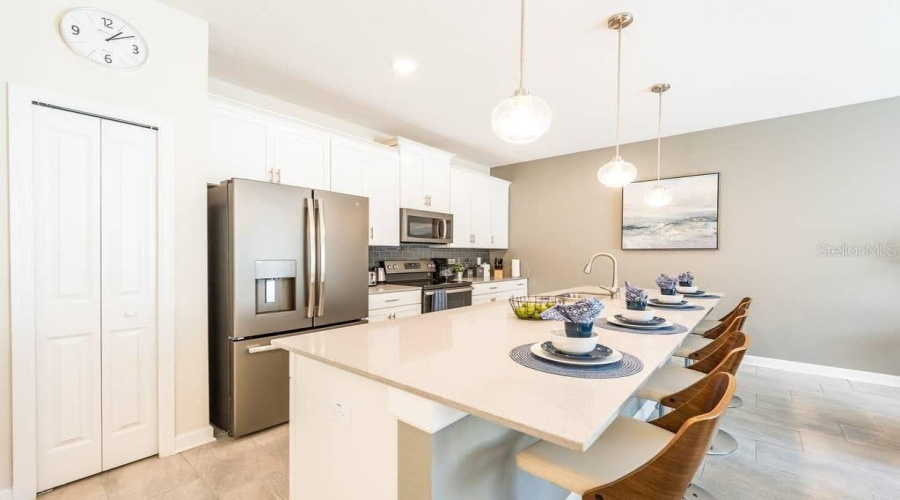 KISSIMMEE, Florida 34746, 4 Bedrooms Bedrooms, ,3 BathroomsBathrooms,Residential,For Sale,LOVE STOREY,0,MFRO6426441