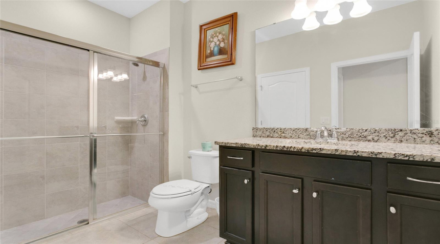 DAVENPORT, Florida 33837, 5 Bedrooms Bedrooms, ,4 BathroomsBathrooms,Residential,For Sale,MISTY OAK,0,MFRO6328372