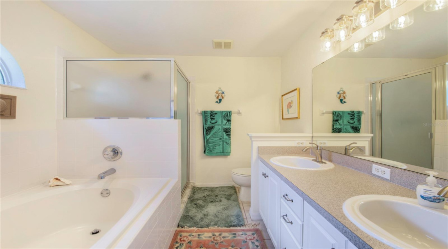 DAVENPORT, Florida 33837, 3 Bedrooms Bedrooms, ,2 BathroomsBathrooms,Residential,For Sale,MONACO,0,MFRP4939401