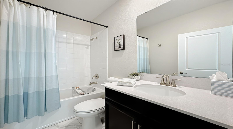 DAVENPORT, Florida 33896, 6 Bedrooms Bedrooms, ,5 BathroomsBathrooms,Residential,For Sale,DROP SHOT,0,MFRO6351796