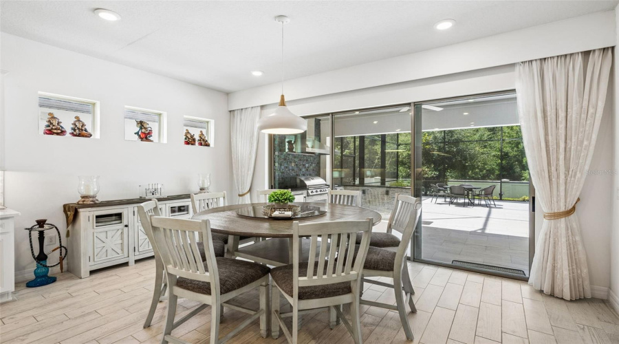 ORLANDO, Florida 32836, 7 Bedrooms Bedrooms, ,5 BathroomsBathrooms,Residential,For Sale,WANDERING,0,MFRO6428375