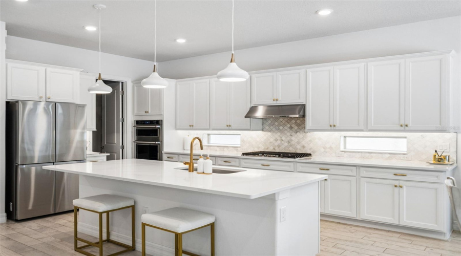 ORLANDO, Florida 32836, 7 Bedrooms Bedrooms, ,5 BathroomsBathrooms,Residential,For Sale,WANDERING,0,MFRO6428375