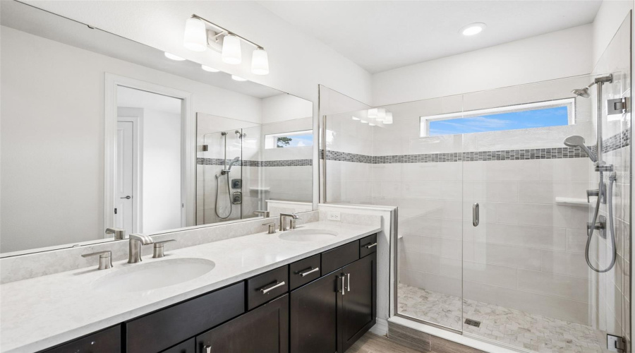ORLANDO, Florida 32836, 7 Bedrooms Bedrooms, ,5 BathroomsBathrooms,Residential,For Sale,WANDERING,0,MFRO6428375