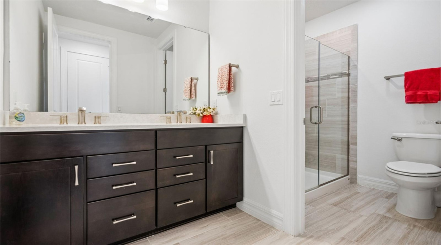 ORLANDO, Florida 32836, 7 Bedrooms Bedrooms, ,5 BathroomsBathrooms,Residential,For Sale,WANDERING,0,MFRO6428375