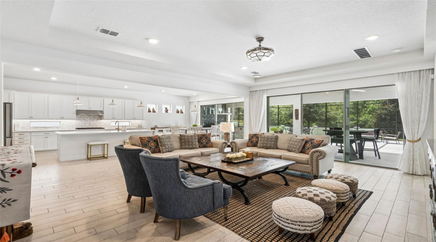 ORLANDO, Florida 32836, 7 Bedrooms Bedrooms, ,5 BathroomsBathrooms,Residential,For Sale,WANDERING,0,MFRO6428375