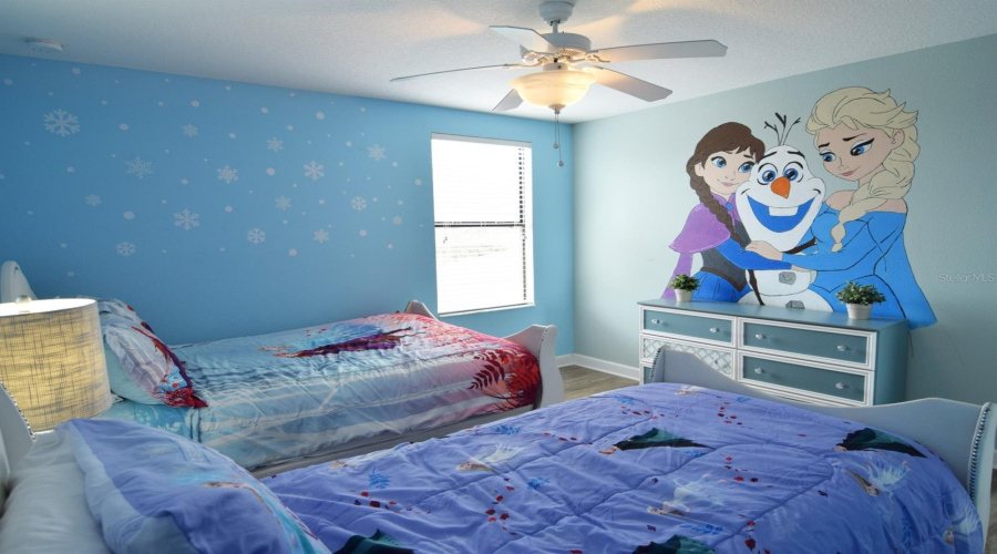 Bedroom 7 with Jack & Jill bathroom