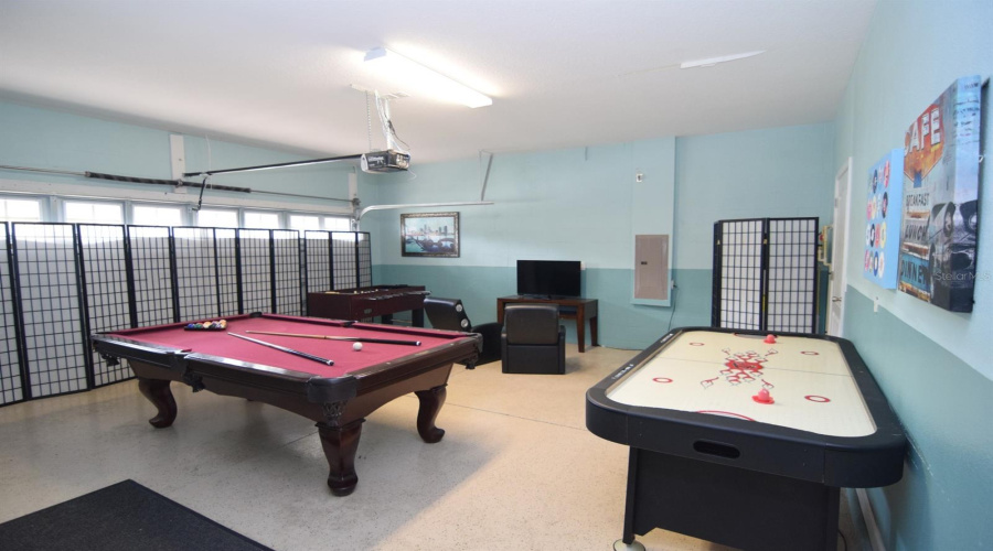 Games room in double garage