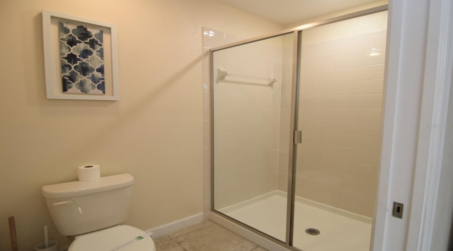 Jack and Jill bathroom with shower for bedrooms 4 & 5