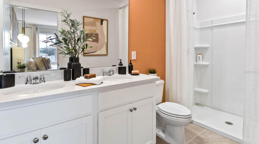 DAVENPORT, Florida 33837, 3 Bedrooms Bedrooms, ,2 BathroomsBathrooms,Residential,For Sale,SWAN SWIM,0,MFRO6428387