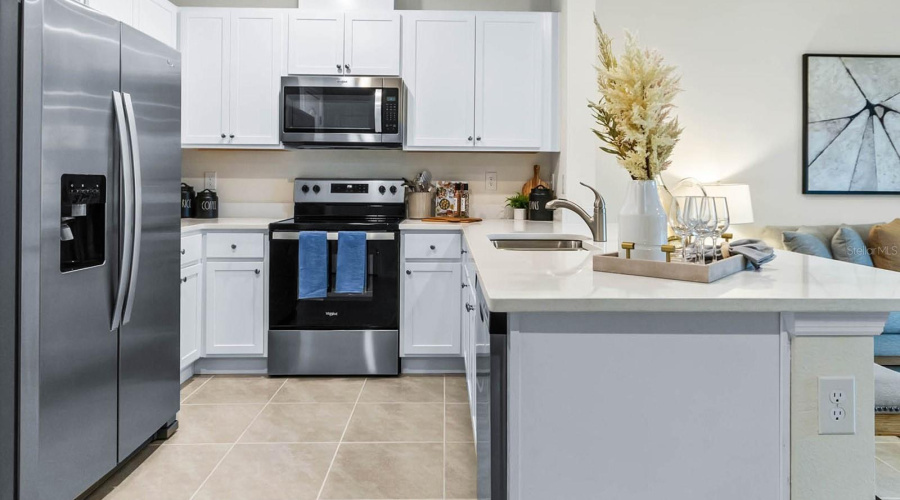 DAVENPORT, Florida 33837, 3 Bedrooms Bedrooms, ,2 BathroomsBathrooms,Residential,For Sale,SWAN SWIM,0,MFRO6428387