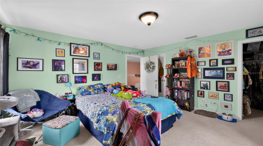 DAVENPORT, Florida 33897, 5 Bedrooms Bedrooms, ,4 BathroomsBathrooms,Residential,For Sale,CALABAY PARC,0,MFRO6428495