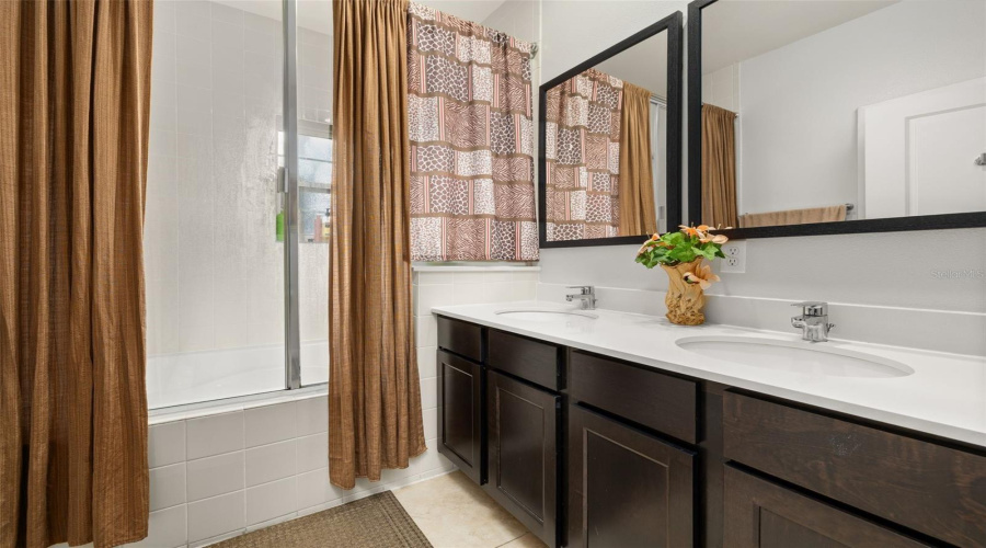 2nd Bathroom