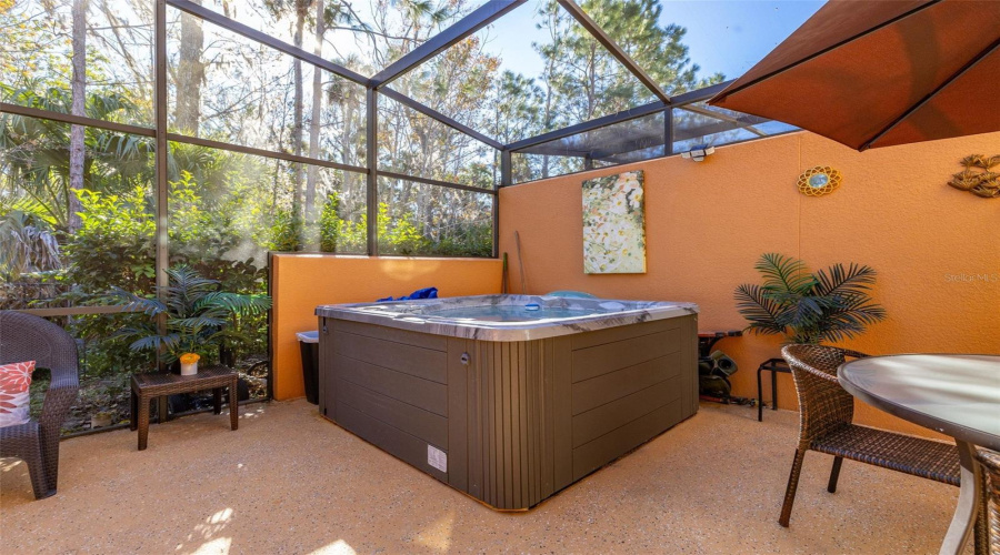 5 Person Spa