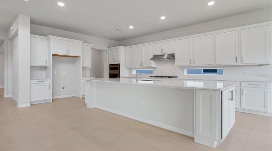 ORLANDO, Florida 32836, 4 Bedrooms Bedrooms, ,4 BathroomsBathrooms,Residential,For Sale,PARK CLIFF,0,MFRO6428454