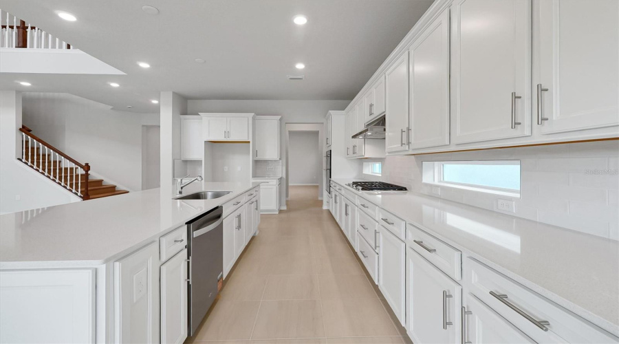 ORLANDO, Florida 32836, 4 Bedrooms Bedrooms, ,4 BathroomsBathrooms,Residential,For Sale,PARK CLIFF,0,MFRO6428454