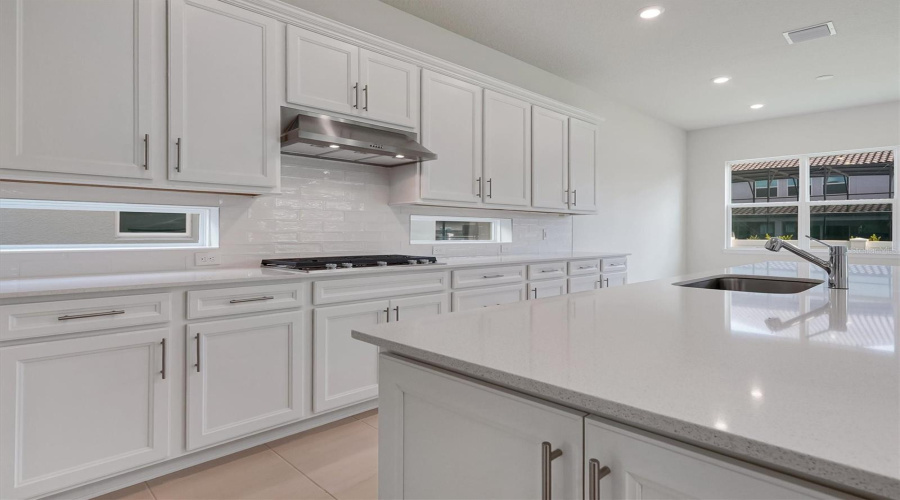 ORLANDO, Florida 32836, 4 Bedrooms Bedrooms, ,4 BathroomsBathrooms,Residential,For Sale,PARK CLIFF,0,MFRO6428454