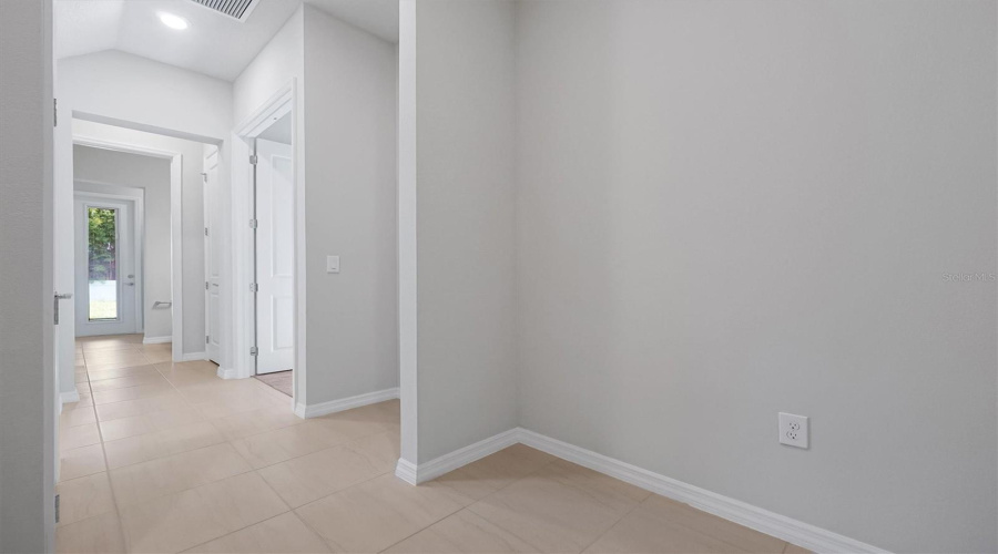 ORLANDO, Florida 32836, 4 Bedrooms Bedrooms, ,4 BathroomsBathrooms,Residential,For Sale,PARK CLIFF,0,MFRO6428454