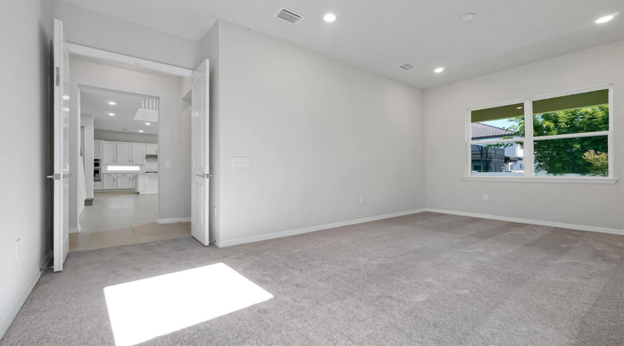 ORLANDO, Florida 32836, 4 Bedrooms Bedrooms, ,4 BathroomsBathrooms,Residential,For Sale,PARK CLIFF,0,MFRO6428454
