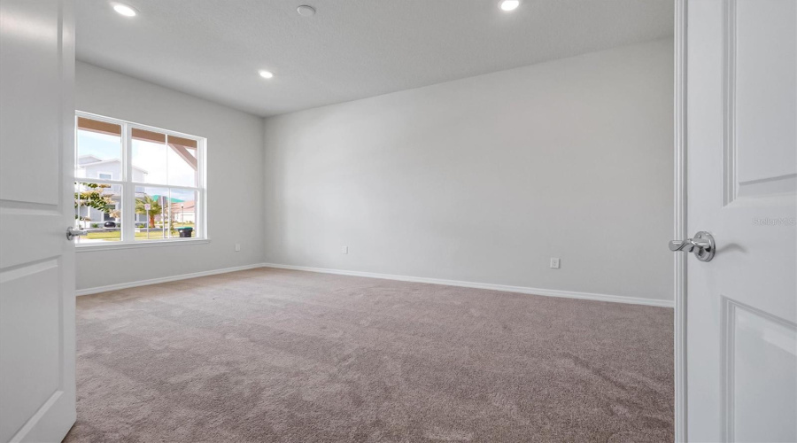 ORLANDO, Florida 32836, 4 Bedrooms Bedrooms, ,4 BathroomsBathrooms,Residential,For Sale,PARK CLIFF,0,MFRO6428454