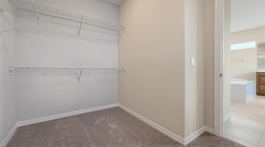 ORLANDO, Florida 32836, 4 Bedrooms Bedrooms, ,4 BathroomsBathrooms,Residential,For Sale,PARK CLIFF,0,MFRO6428454