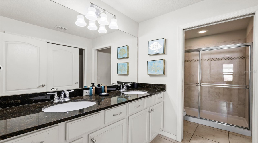KISSIMMEE, Florida 34747, 5 Bedrooms Bedrooms, ,4 BathroomsBathrooms,Residential,For Sale,ROME,0,MFRO6426610