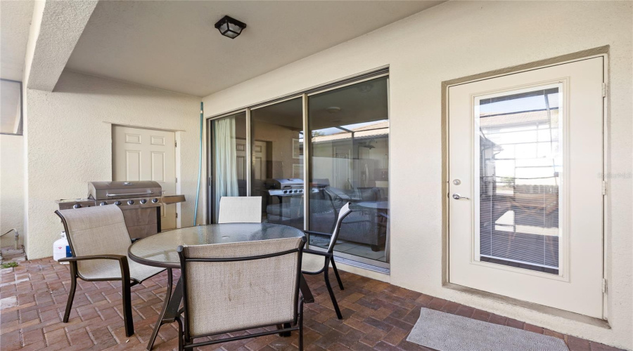 KISSIMMEE, Florida 34747, 5 Bedrooms Bedrooms, ,4 BathroomsBathrooms,Residential,For Sale,ROME,0,MFRO6426610