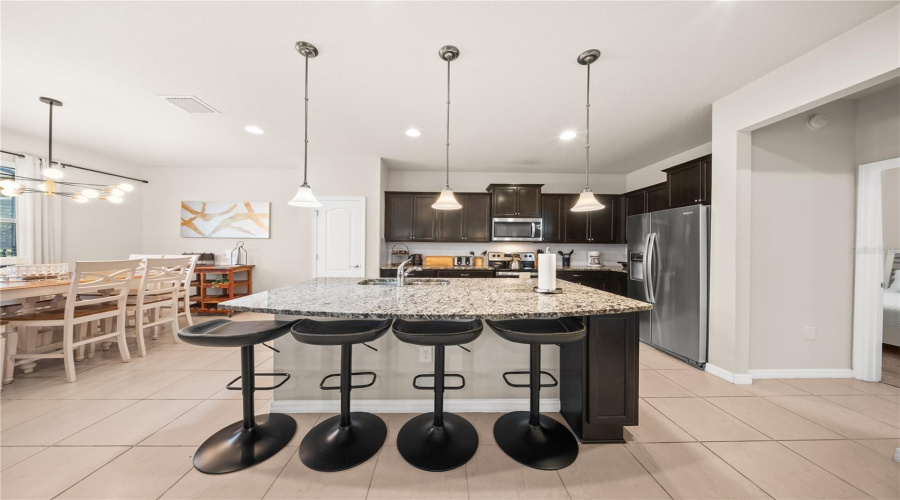 KISSIMMEE, Florida 34747, 5 Bedrooms Bedrooms, ,4 BathroomsBathrooms,Residential,For Sale,PRAGUE,0,MFRS5154202