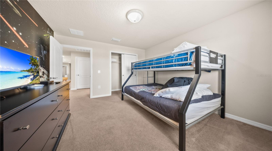 KISSIMMEE, Florida 34747, 5 Bedrooms Bedrooms, ,4 BathroomsBathrooms,Residential,For Sale,PRAGUE,0,MFRS5154202