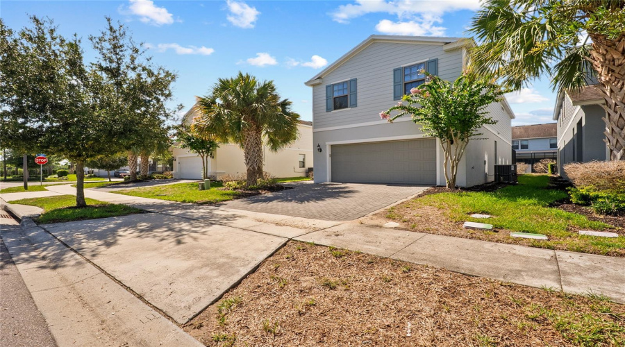 KISSIMMEE, Florida 34747, 5 Bedrooms Bedrooms, ,4 BathroomsBathrooms,Residential,For Sale,PRAGUE,0,MFRS5154202