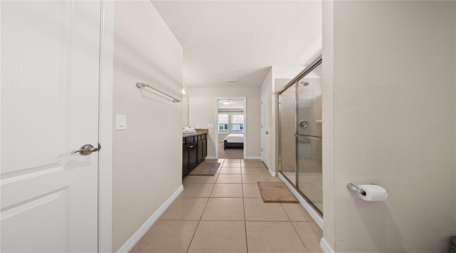 KISSIMMEE, Florida 34747, 5 Bedrooms Bedrooms, ,4 BathroomsBathrooms,Residential,For Sale,PRAGUE,0,MFRS5154202