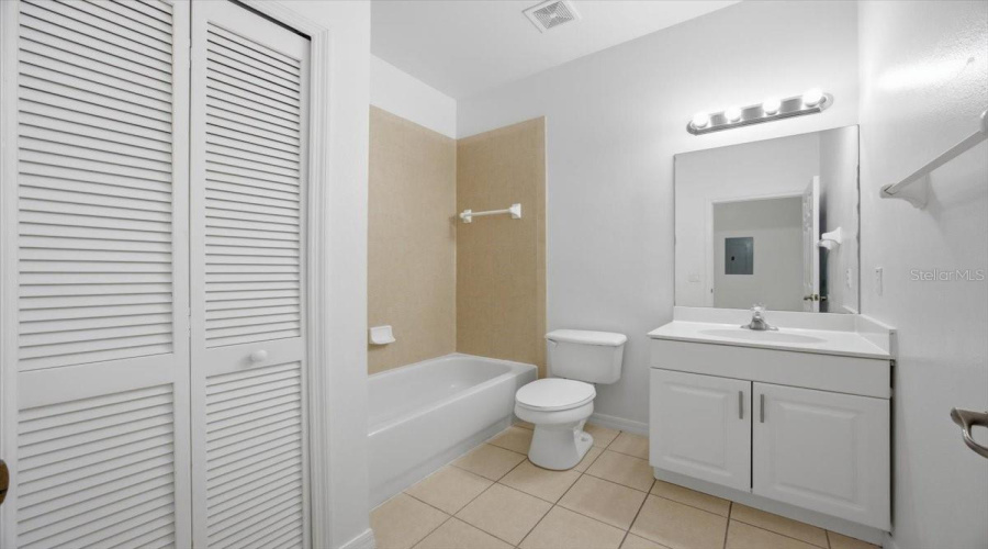 KISSIMMEE, Florida 34747, 3 Bedrooms Bedrooms, ,2 BathroomsBathrooms,Residential,For Sale,SUN LAKE,0,MFRO6428098