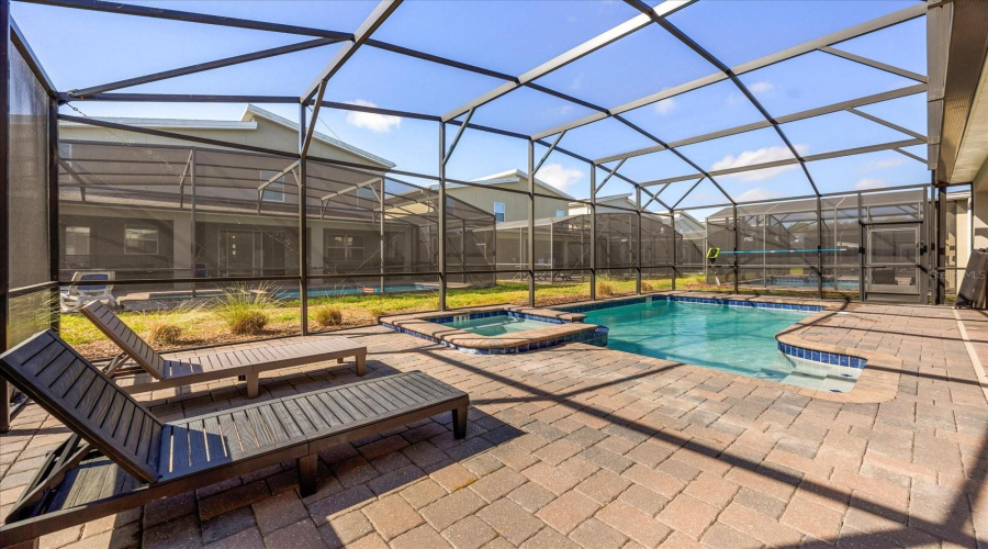 KISSIMMEE, Florida 34746, 8 Bedrooms Bedrooms, ,5 BathroomsBathrooms,Residential,For Sale,TARGET,0,MFRO6427050
