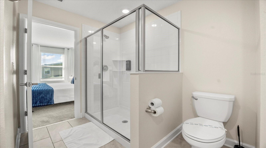 KISSIMMEE, Florida 34746, 8 Bedrooms Bedrooms, ,5 BathroomsBathrooms,Residential,For Sale,TARGET,0,MFRO6427050