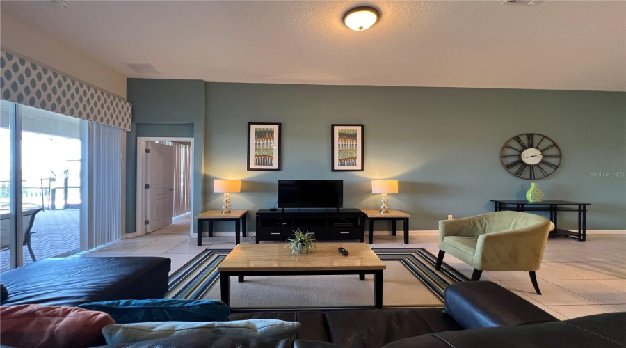 KISSIMMEE, Florida 34747, 4 Bedrooms Bedrooms, ,4 BathroomsBathrooms,Residential,For Sale,ARCHFELD,0,MFRO6428649